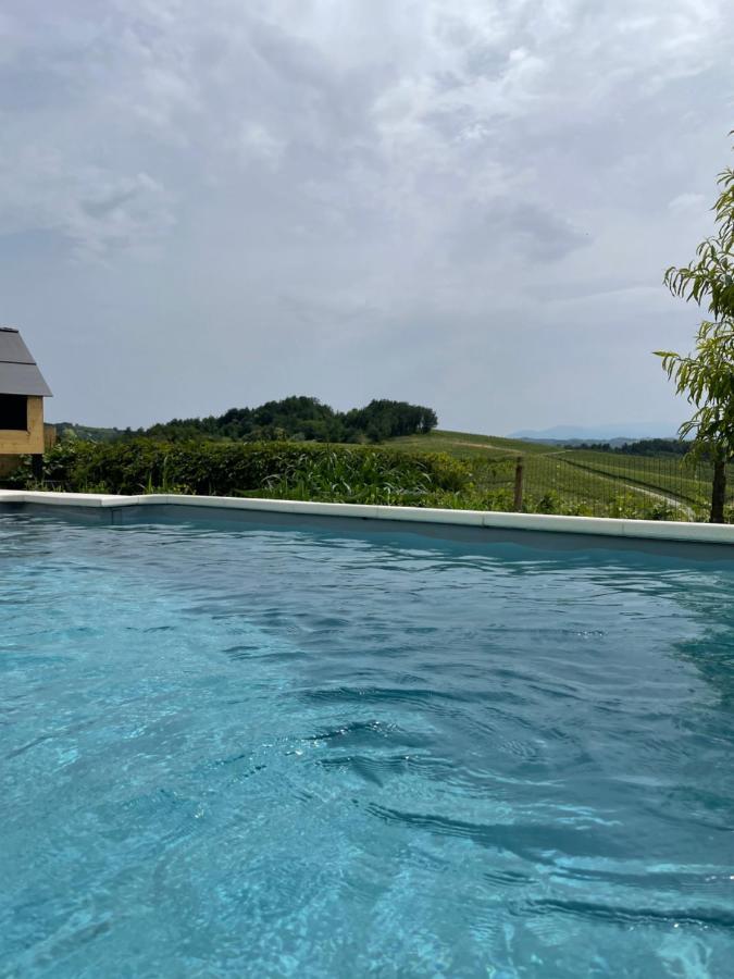 Agriturismo La Ca Veja Monforte dʼAlba Buitenkant foto