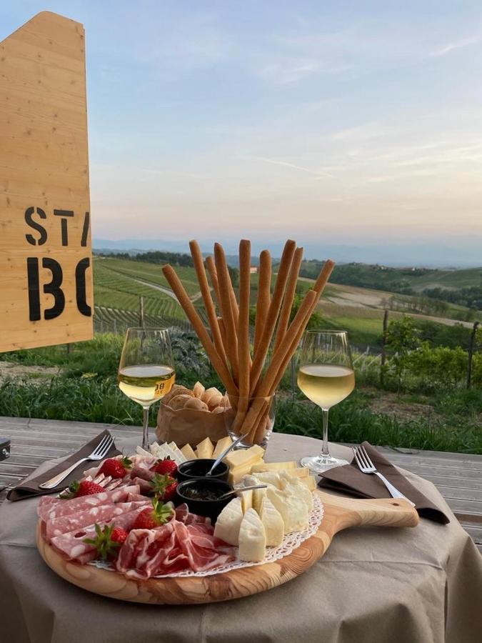 Agriturismo La Ca Veja Monforte dʼAlba Buitenkant foto